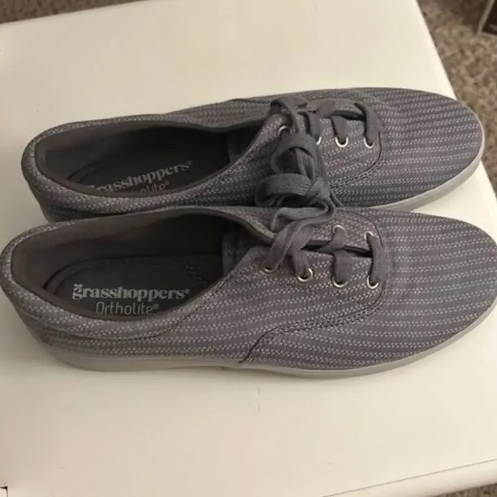 NWOT Grasshopper Ortholite 9